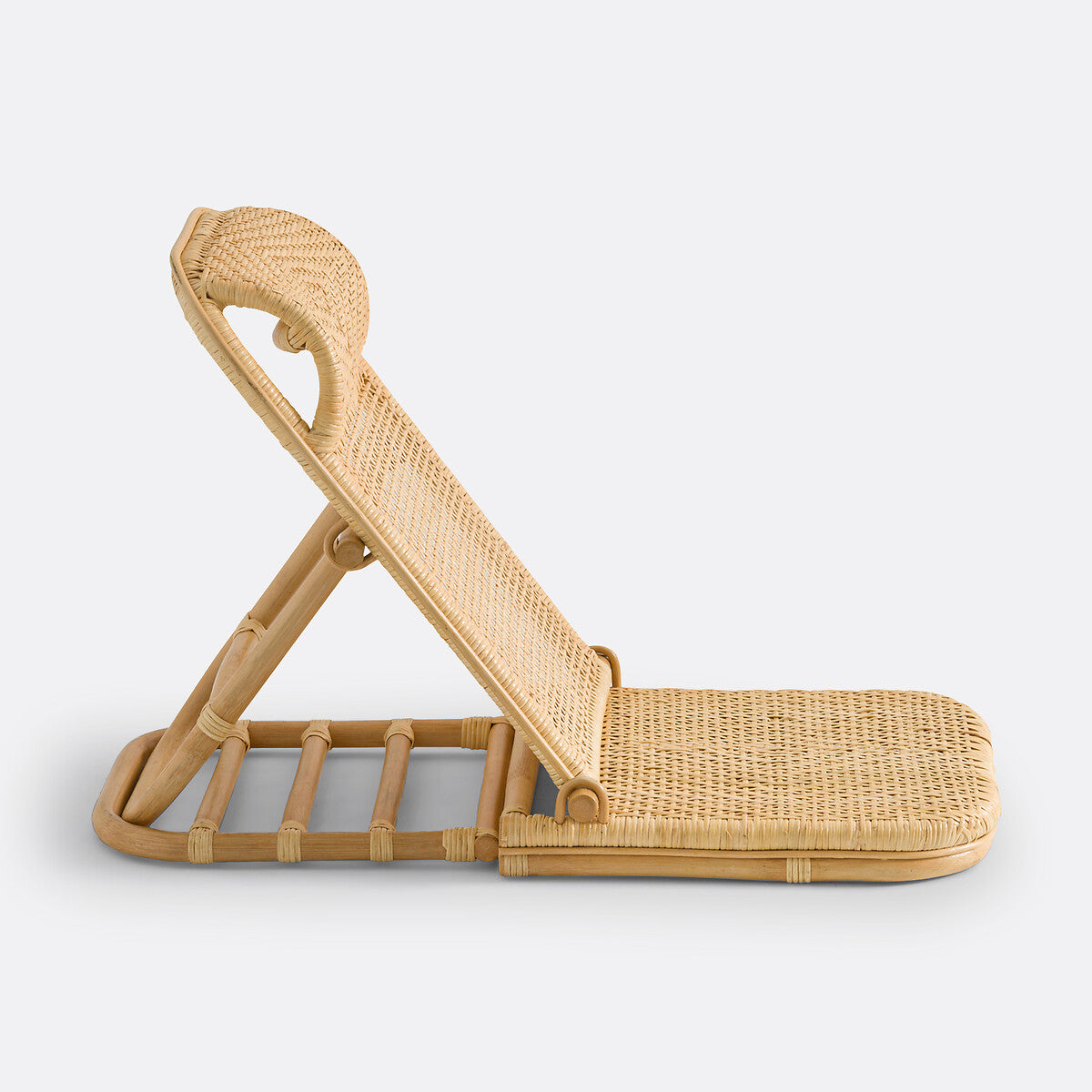 Rattan Strandstuhl mit Kopfstütze